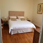 D'hotes Liz'a ベッド・アンド・ブレックファスト 3*