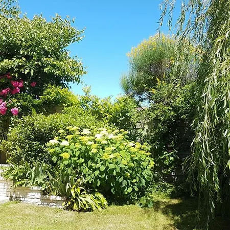 D'hotes Liz'a Nocleg ze śniadaniem Saint-Côme-de-Fresné