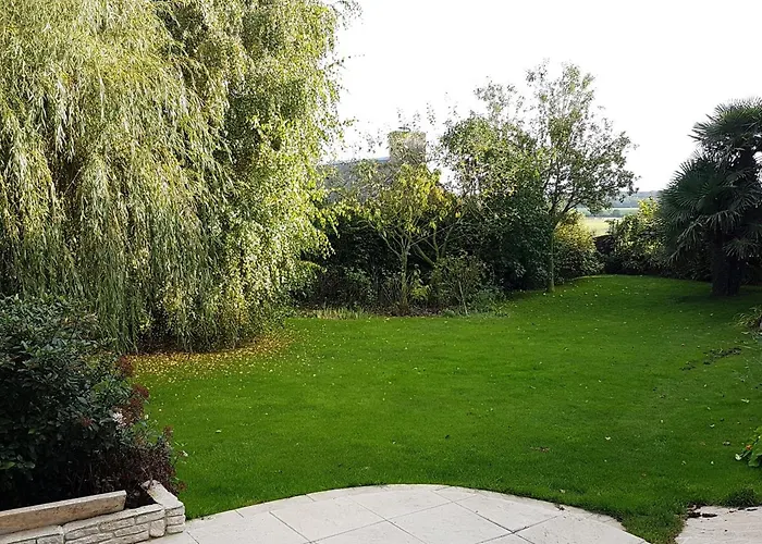 D'hotes Liz'a Bed & Breakfast Saint-Côme-de-Fresné